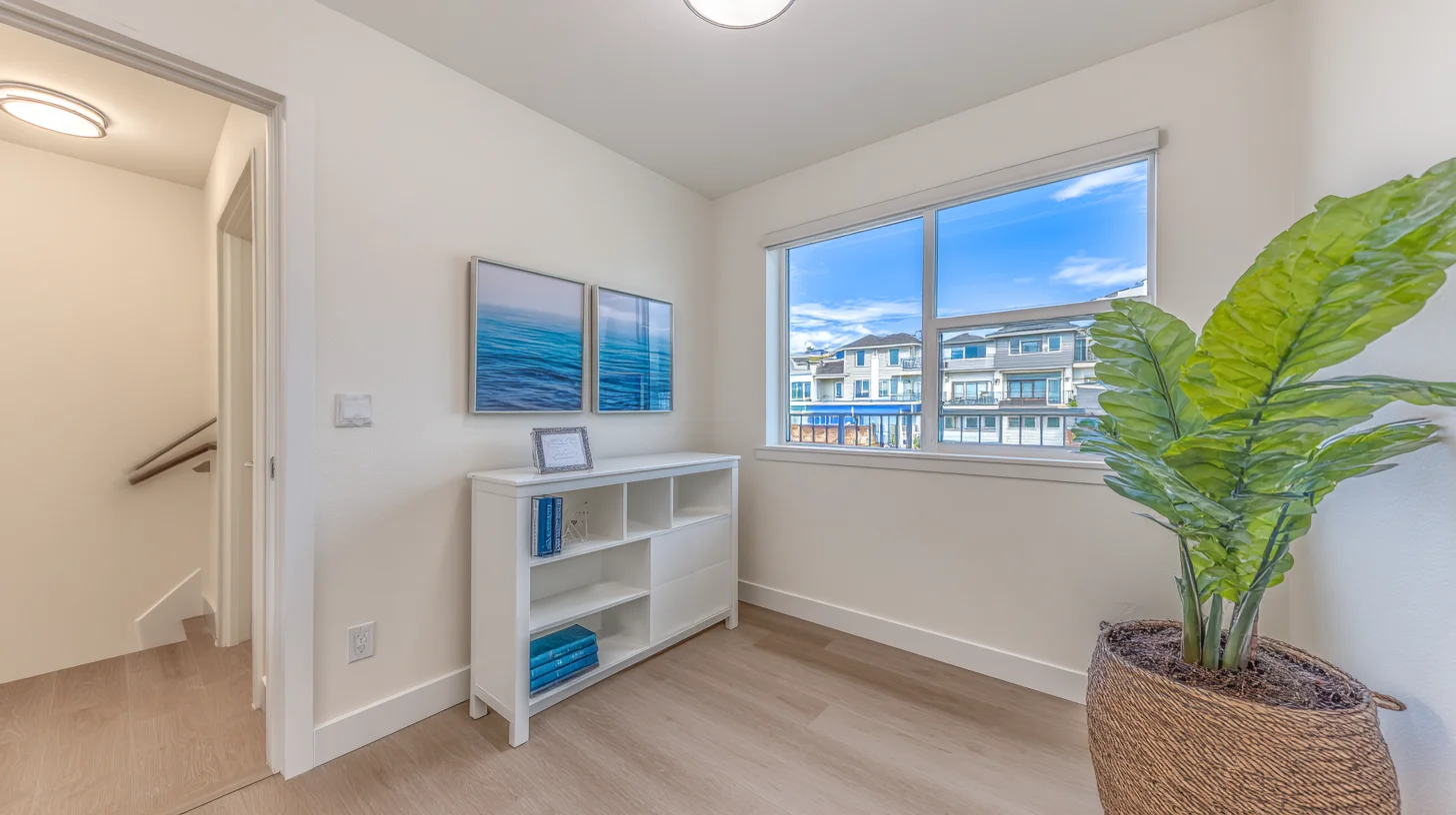 Bright Bookshelf Background 34 - Free virtual background for Zoom, Teams & Google Meet